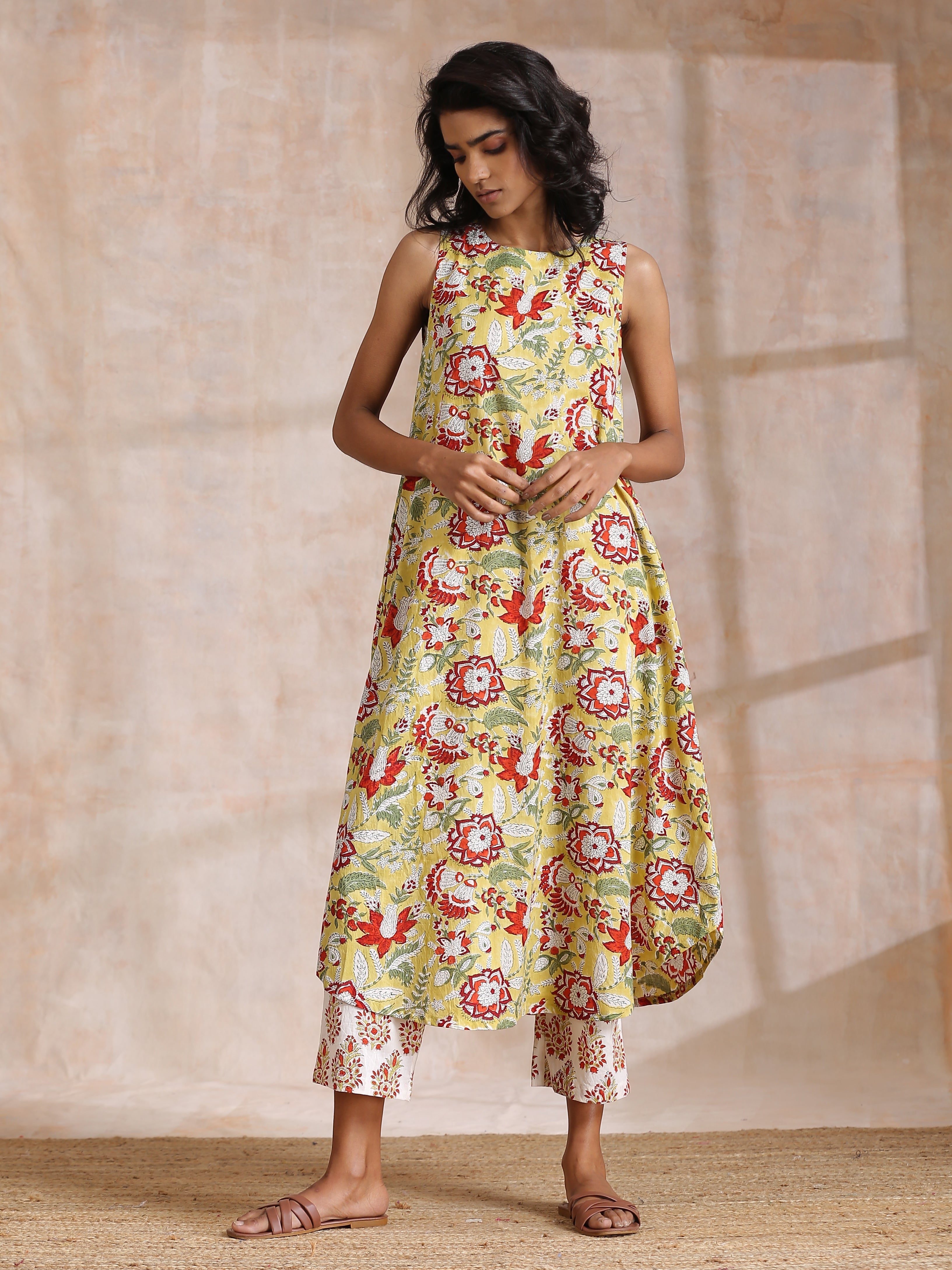 Yellow Overall Floral Block Print Cotton Sleeveless Kurta Pant Set