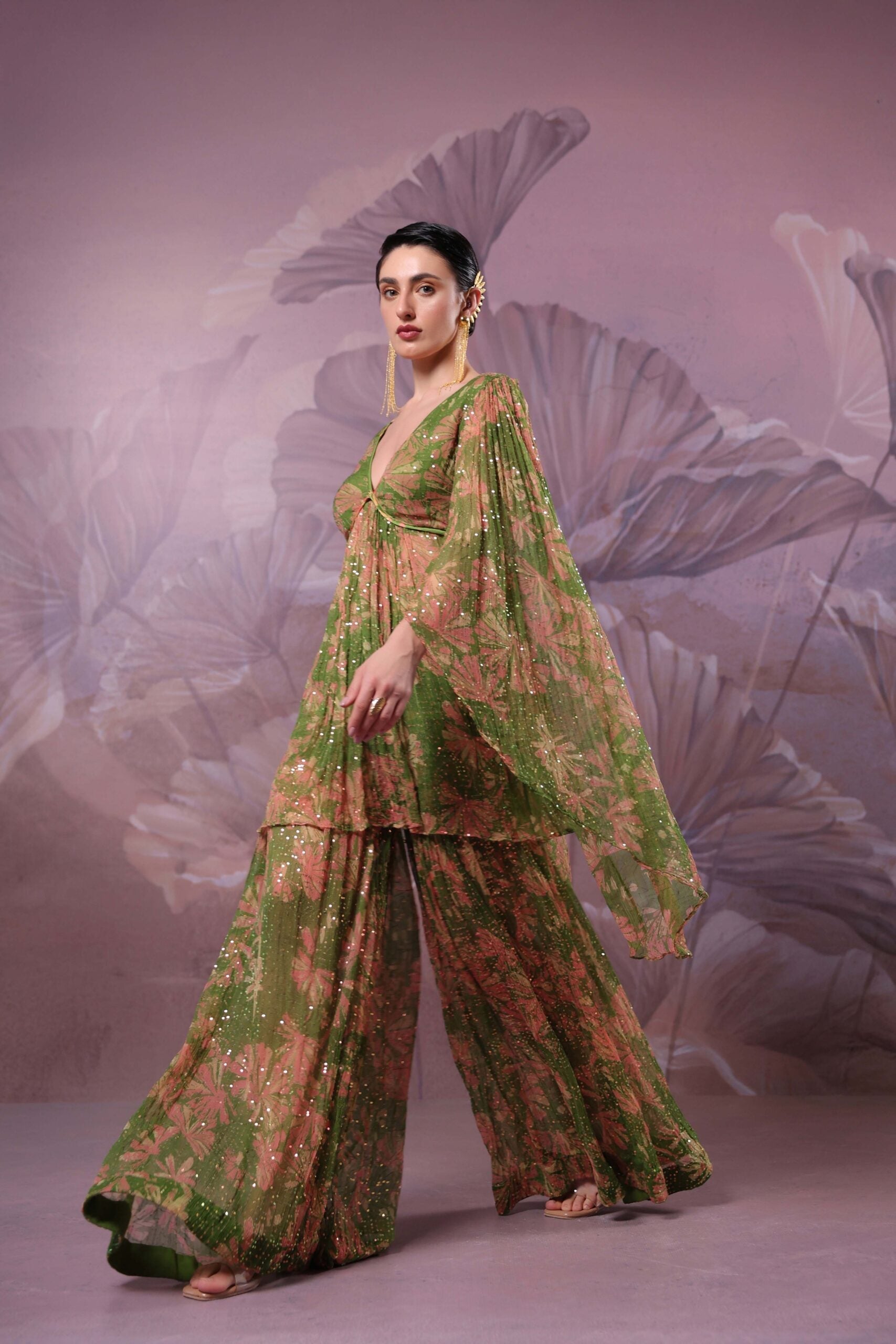 "The city of joy"                      Avacado green  Drama sleeve set