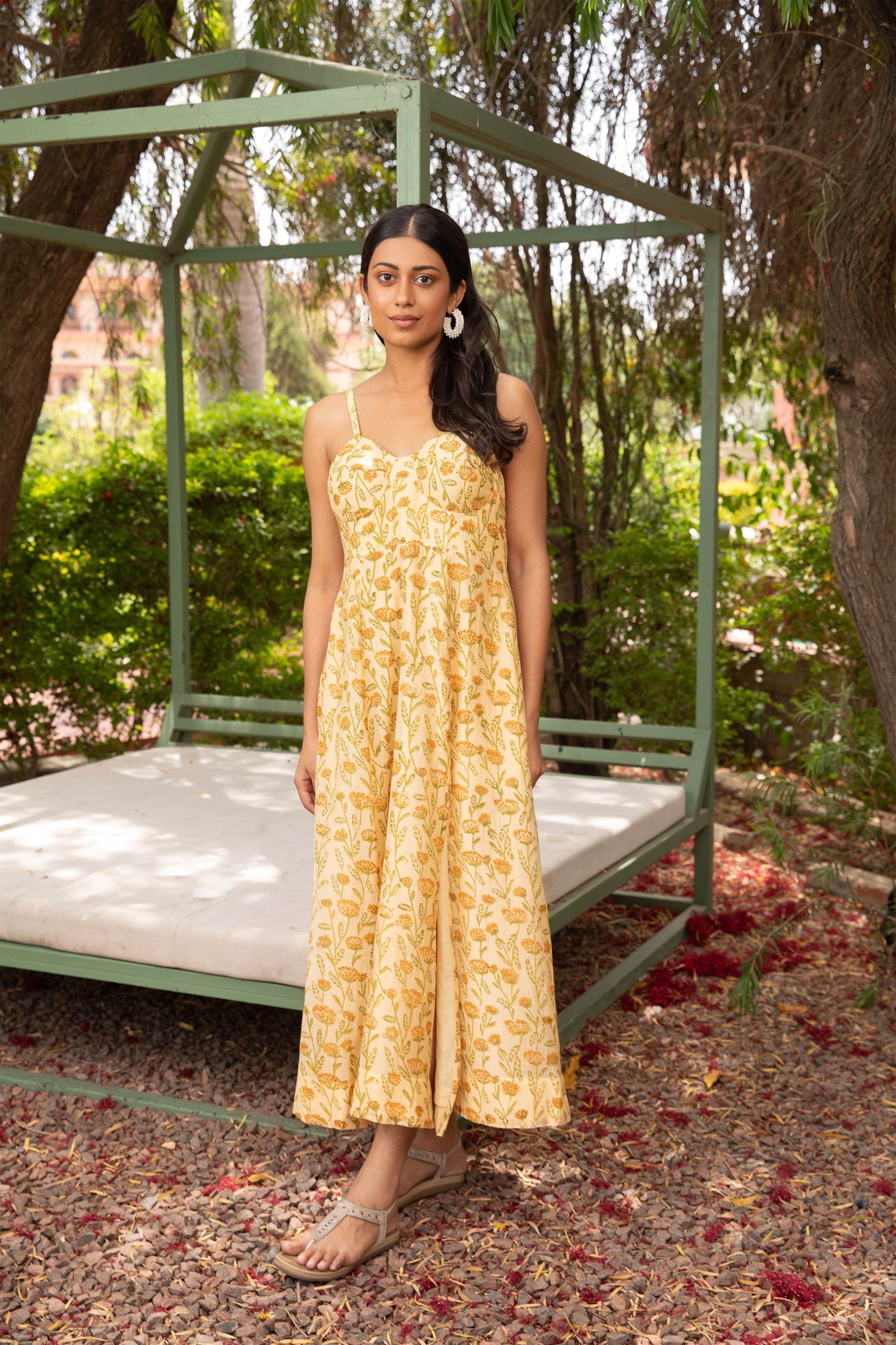 Discover the Perfect Yellow Corset Dress for Your Wardrobe