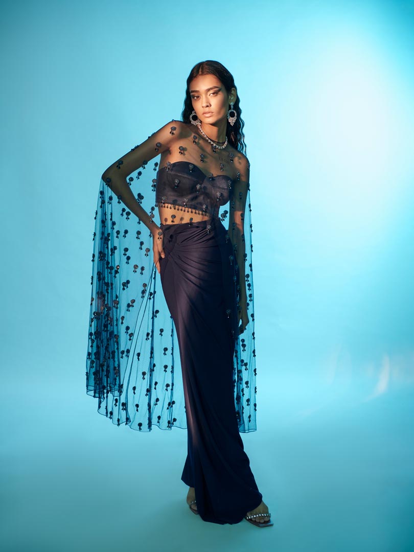 Image of CAPE SET