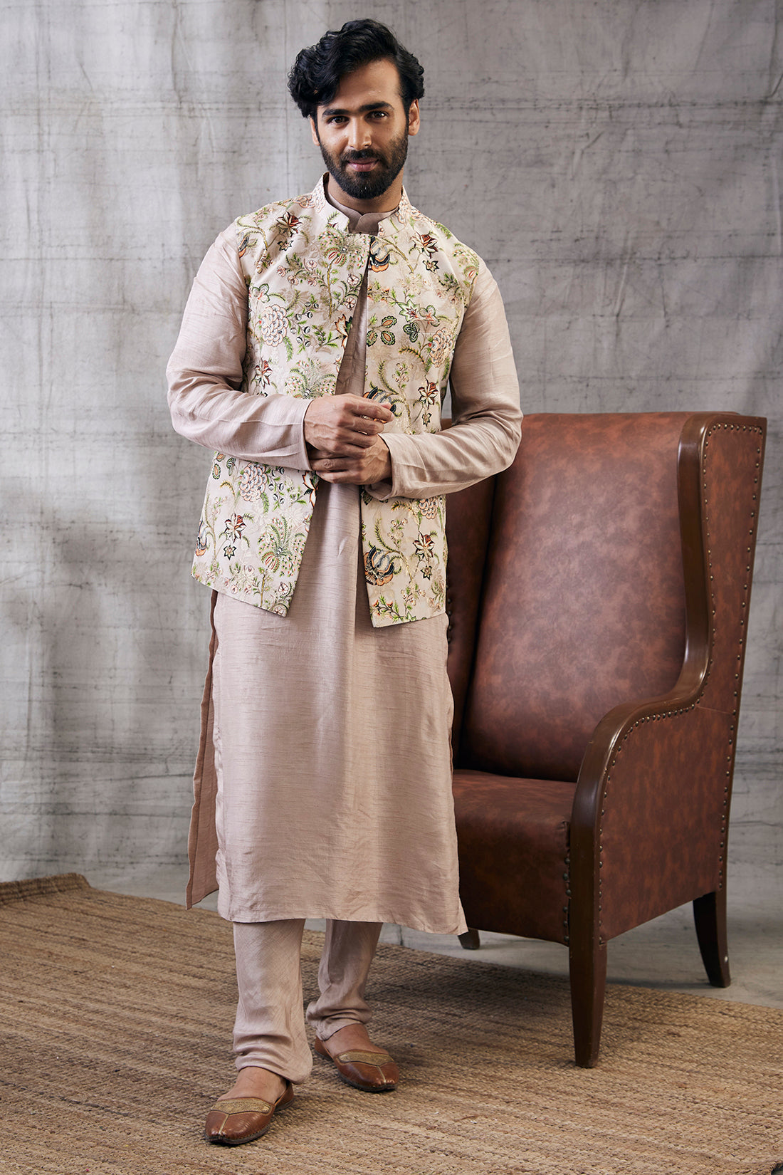 Image of Mehr Printed Bundi With Kurta Set