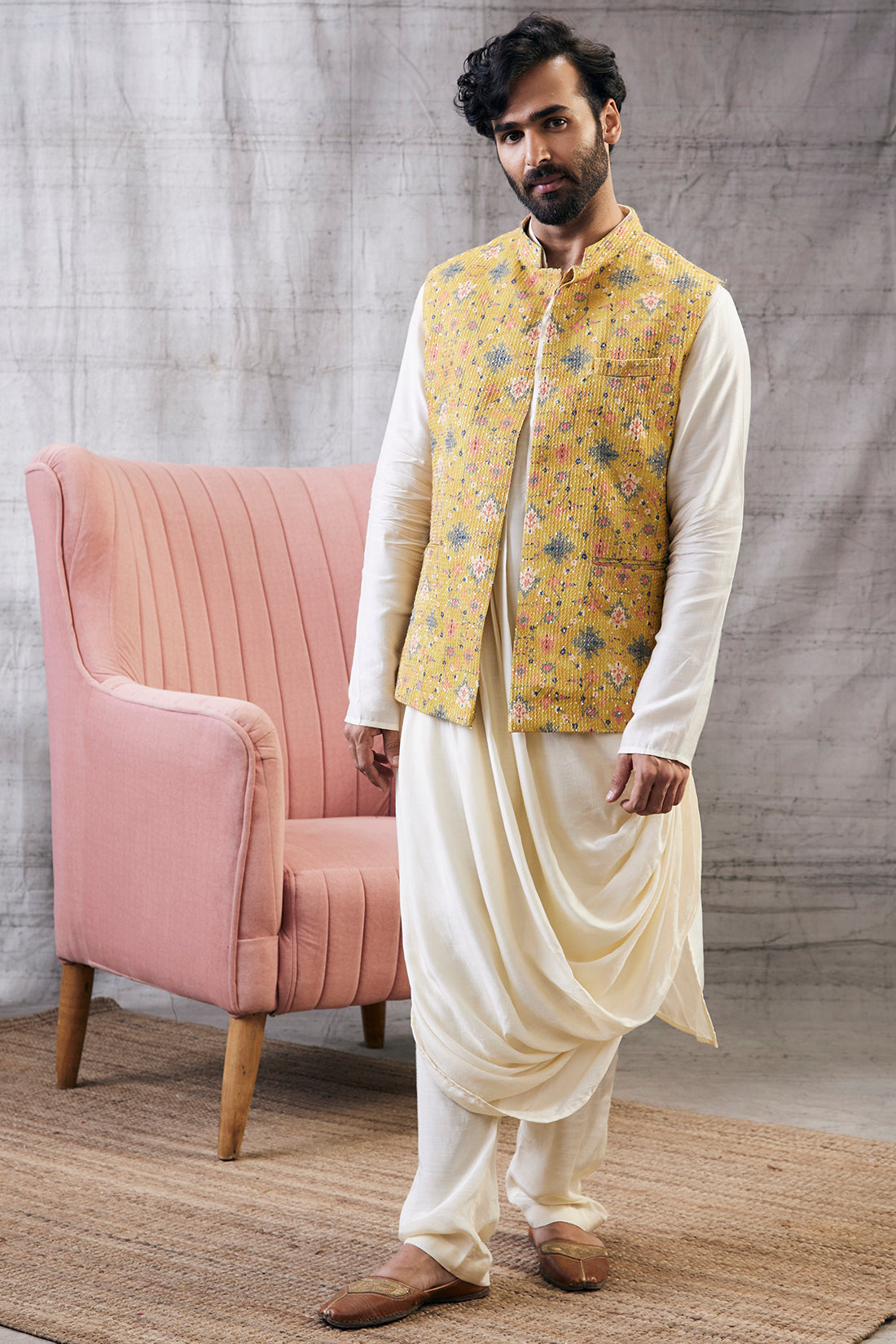 Image of Zahra Sequin Bundi With Drape Kurta Set