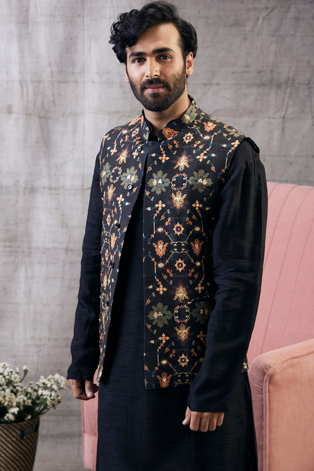 Image of Zahra Printed Bundi With Kurta Set