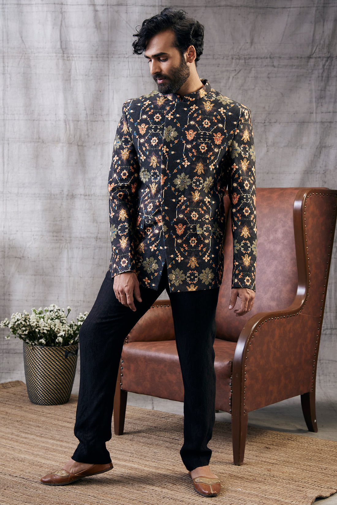 Image of Zahra Printed Jacket With Dhoti Set