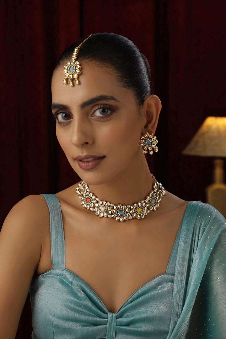 Multicolour Kundan Necklace Set with Maang Tikka