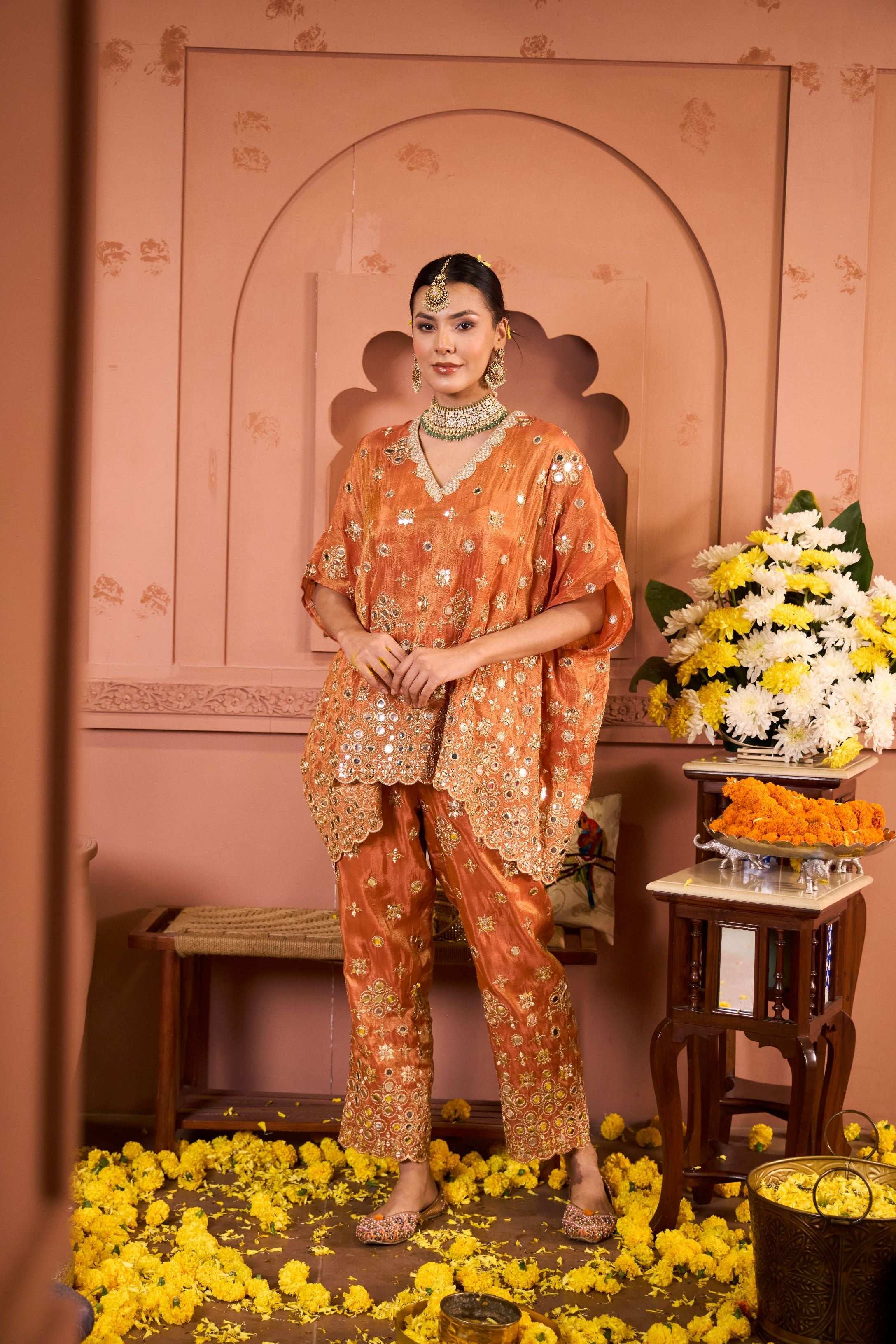 Tasuvure Aaina Adaa Mirror Work Kaftan Set - Orange