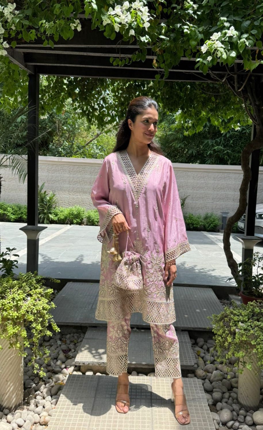 Tasuvure X MW Aaina Ada Farshi Set - Gulabi Phool