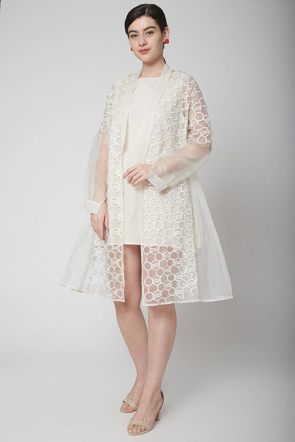 Thread Embroidered White Cape Jacket - Auraya Fashion - Nidhika Shekhar - #tag1# - #tag2# - #tag3# - #tag3#