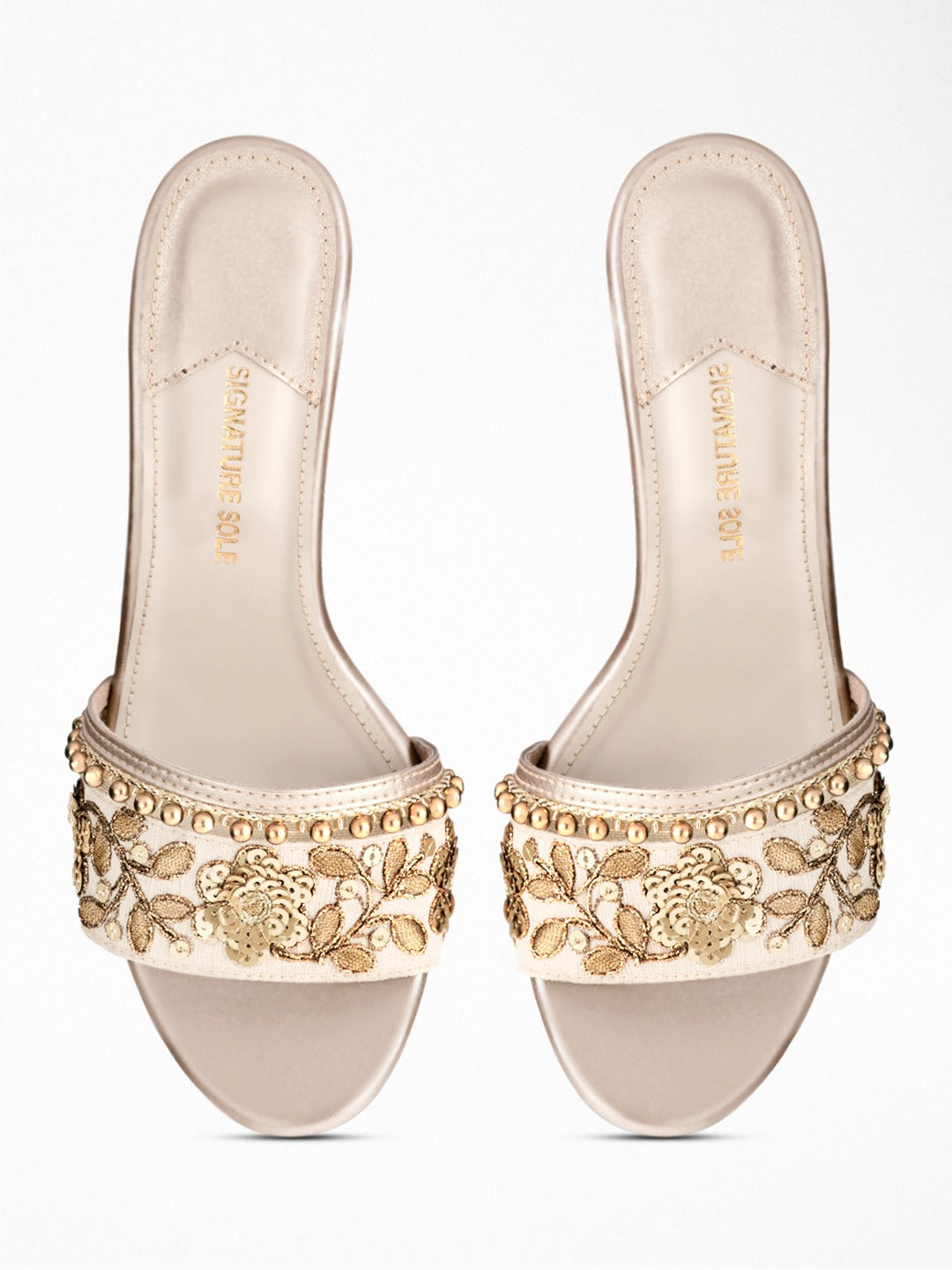 Ivory Zardozi Embroidered Mule