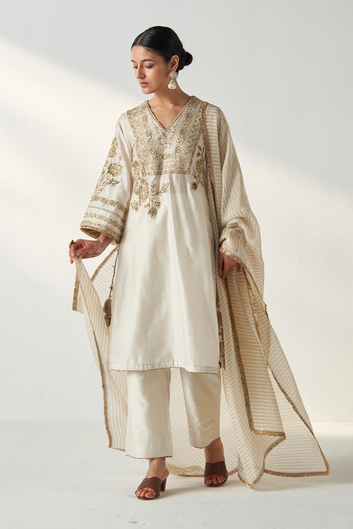 ROOP IVORY KURTA PANT SET