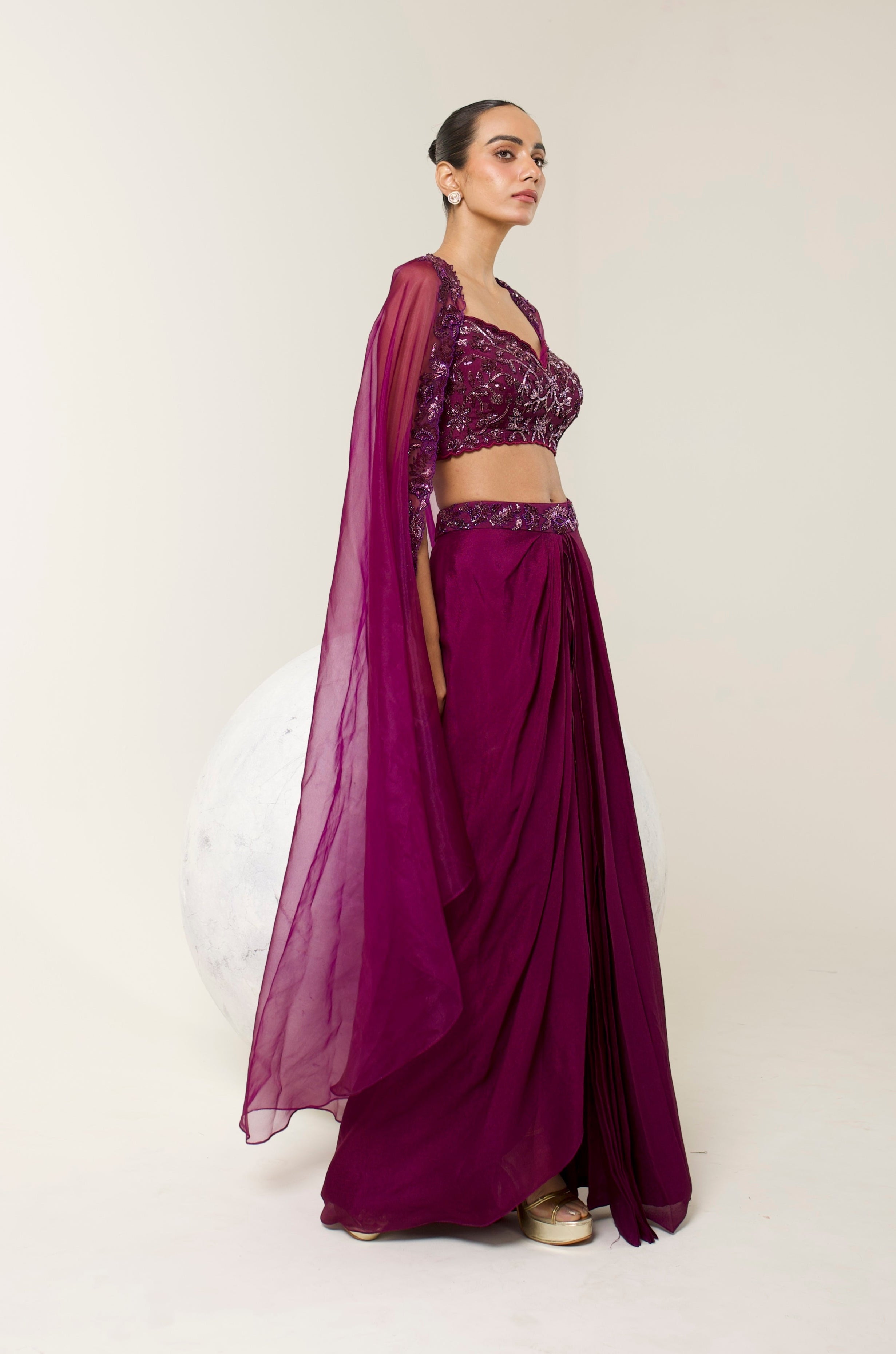 CAMELLIA CAPE SET