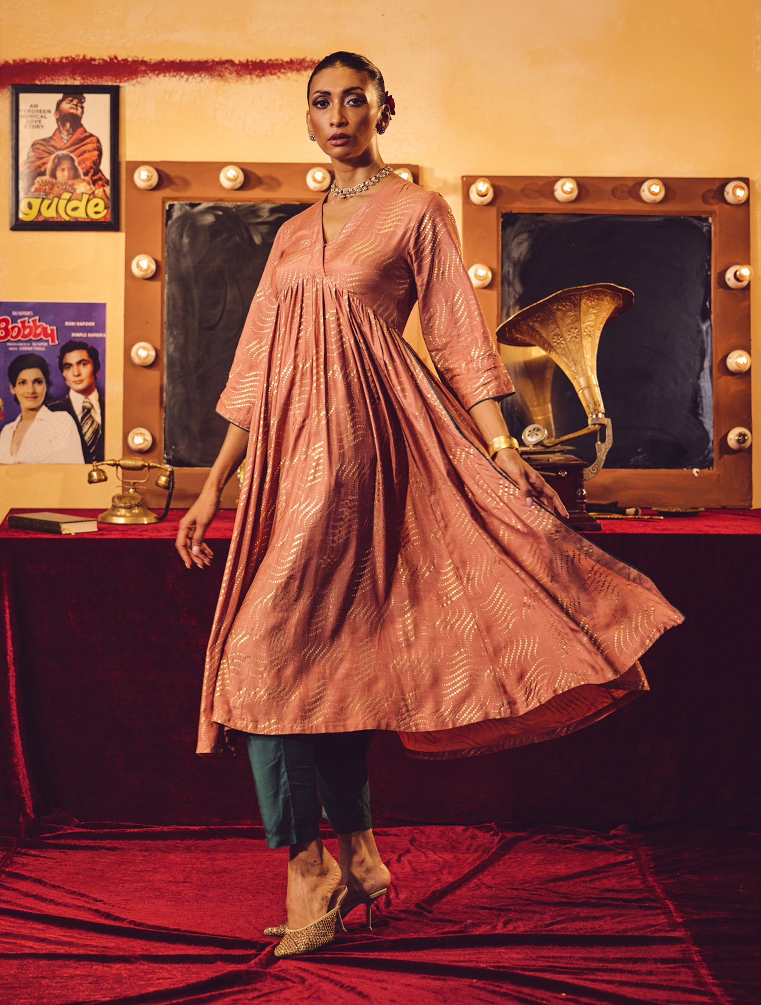 trueBrowns Peach Gold Foil Print Muslin Silk Arkali High-Slit Kurta Set