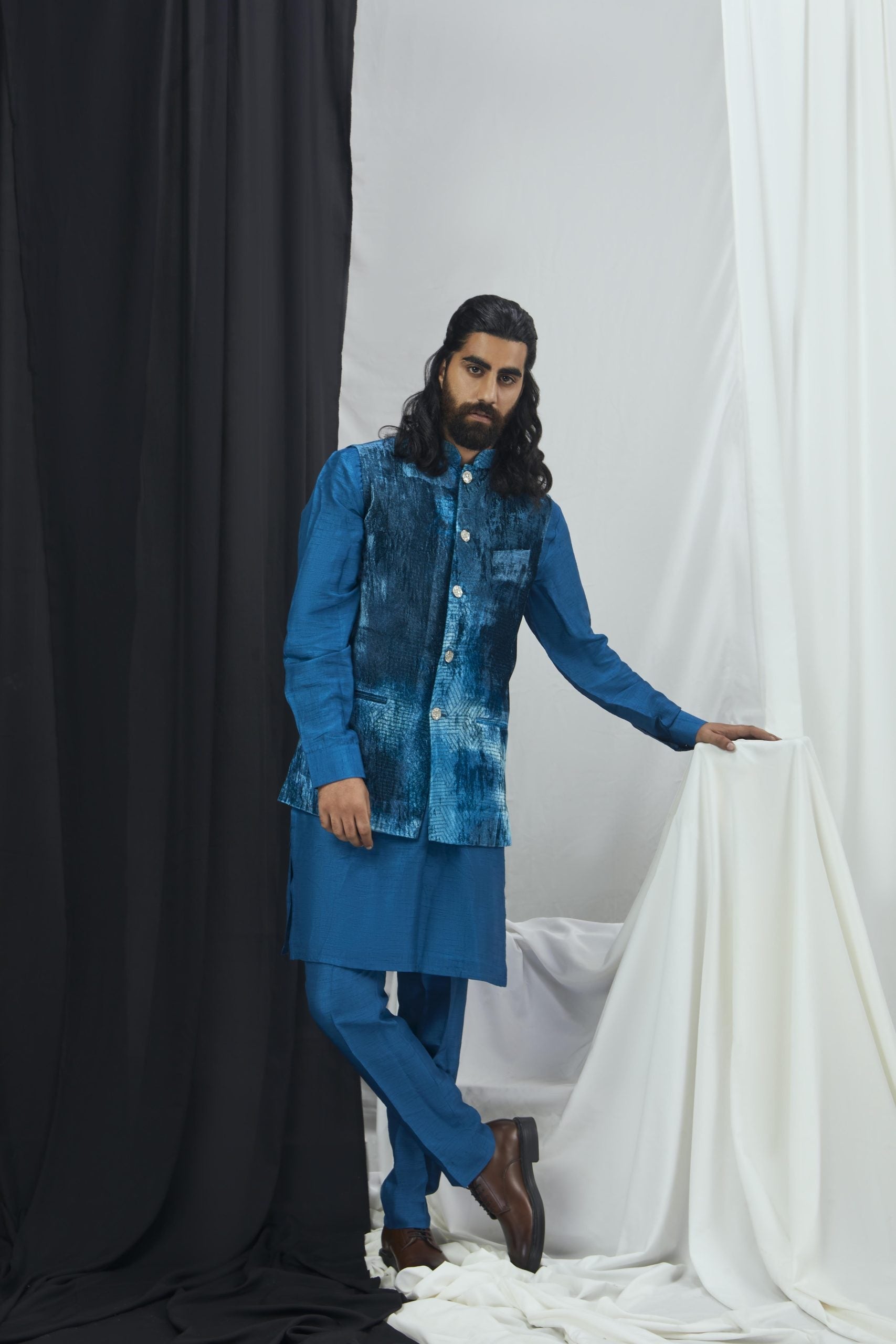 Kurta Set with Bandi