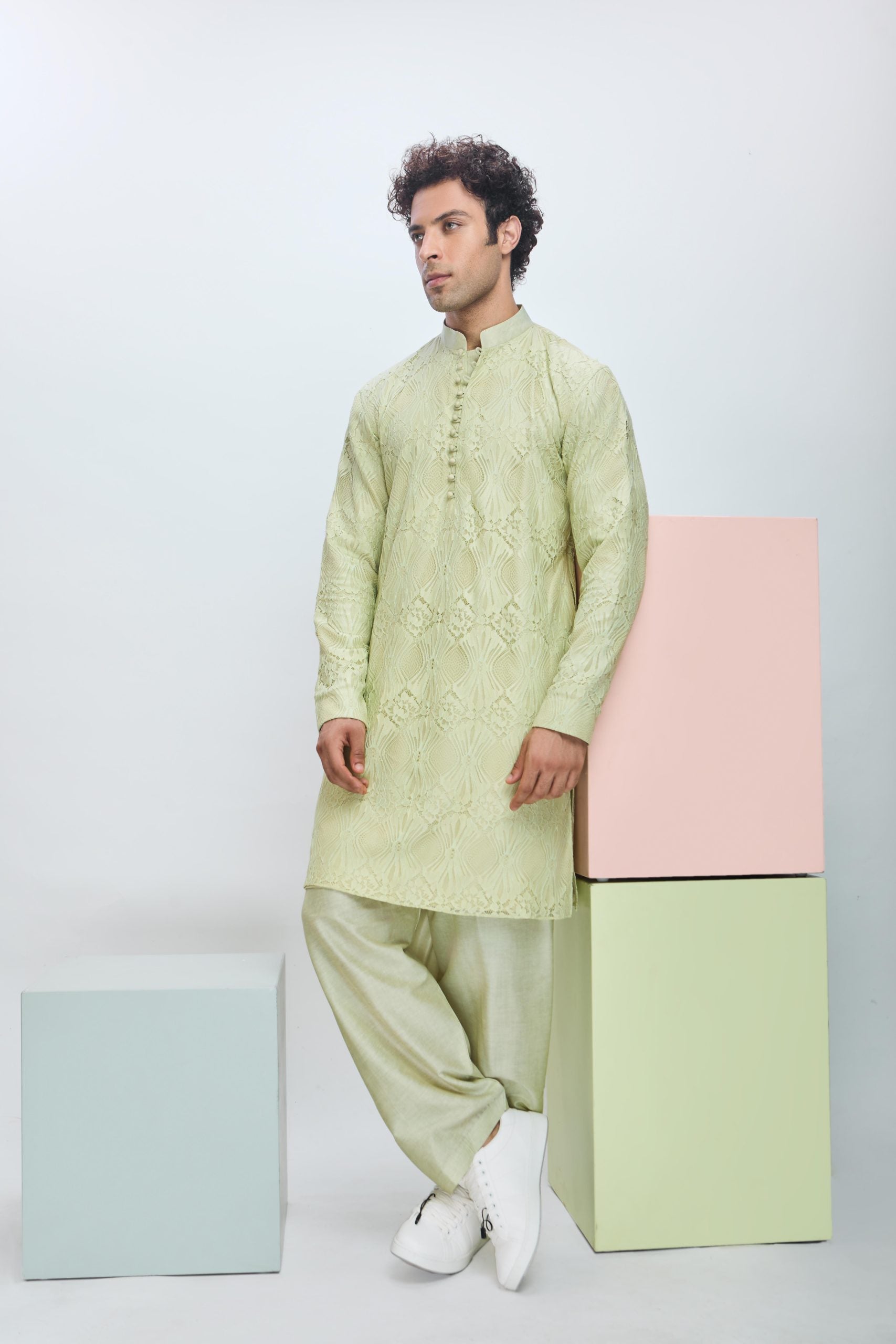 Kurta set with Potli Button detailing