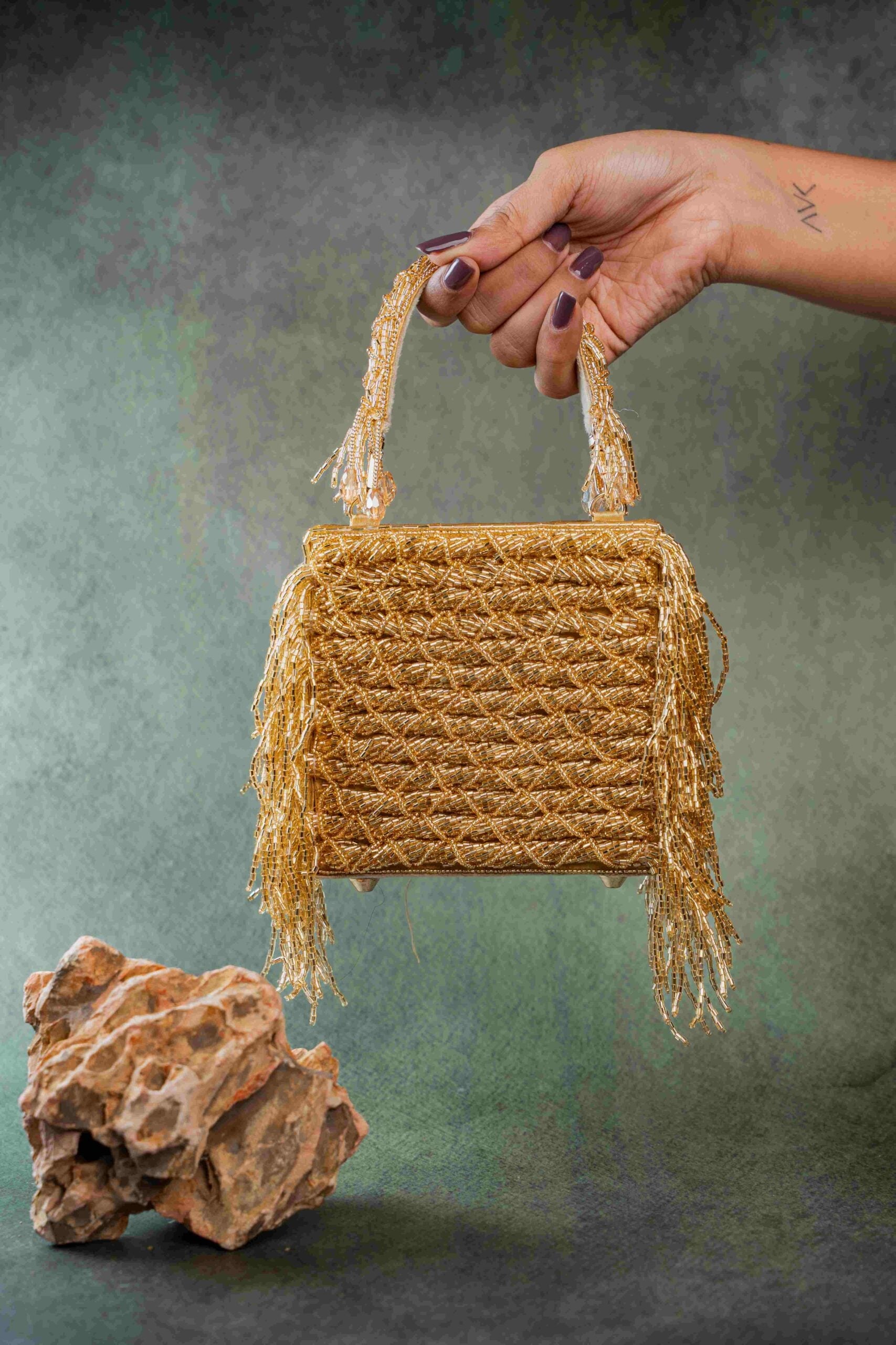 Weave Fringe Kasse Gold