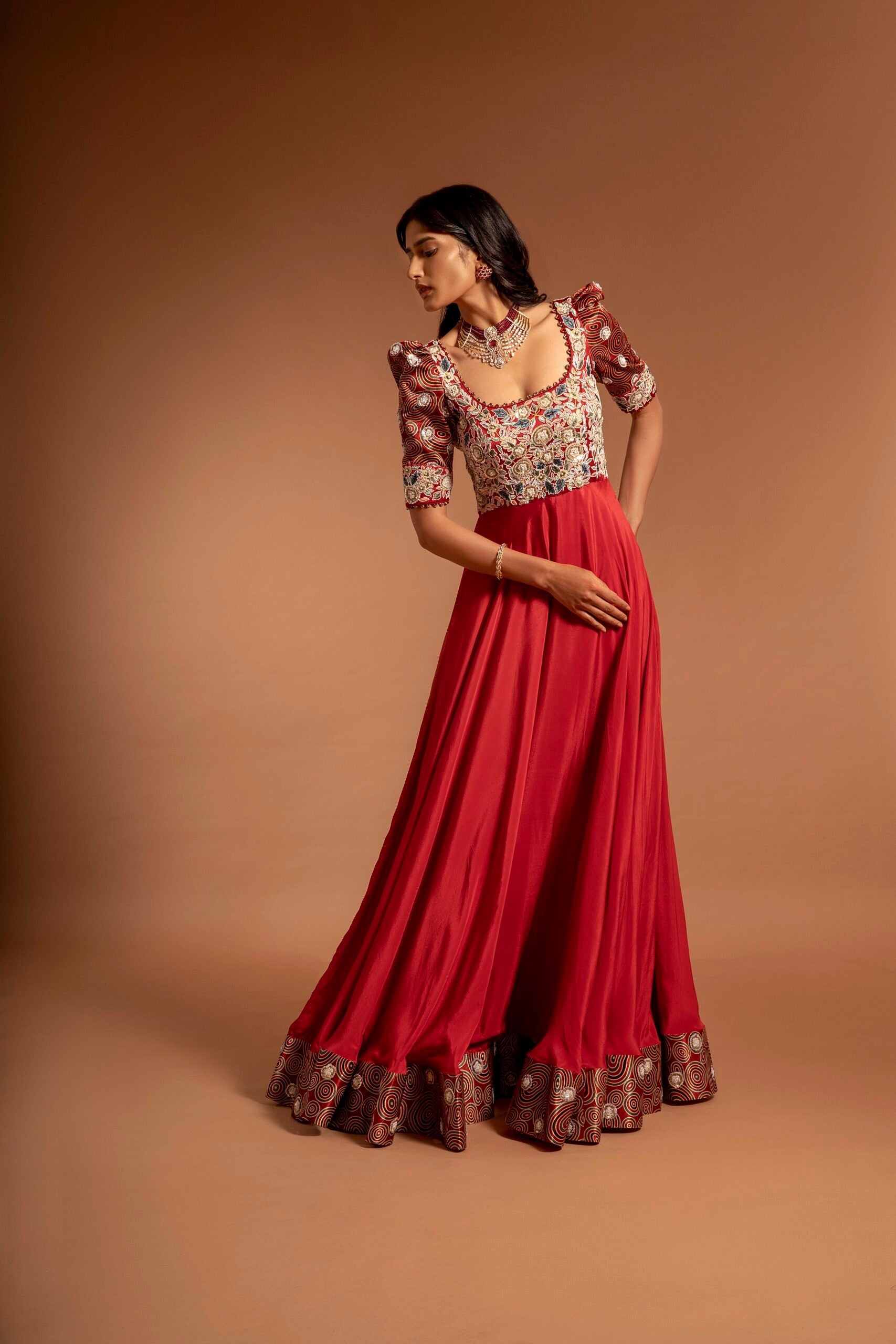 VESTA UMBRELLA GOWN