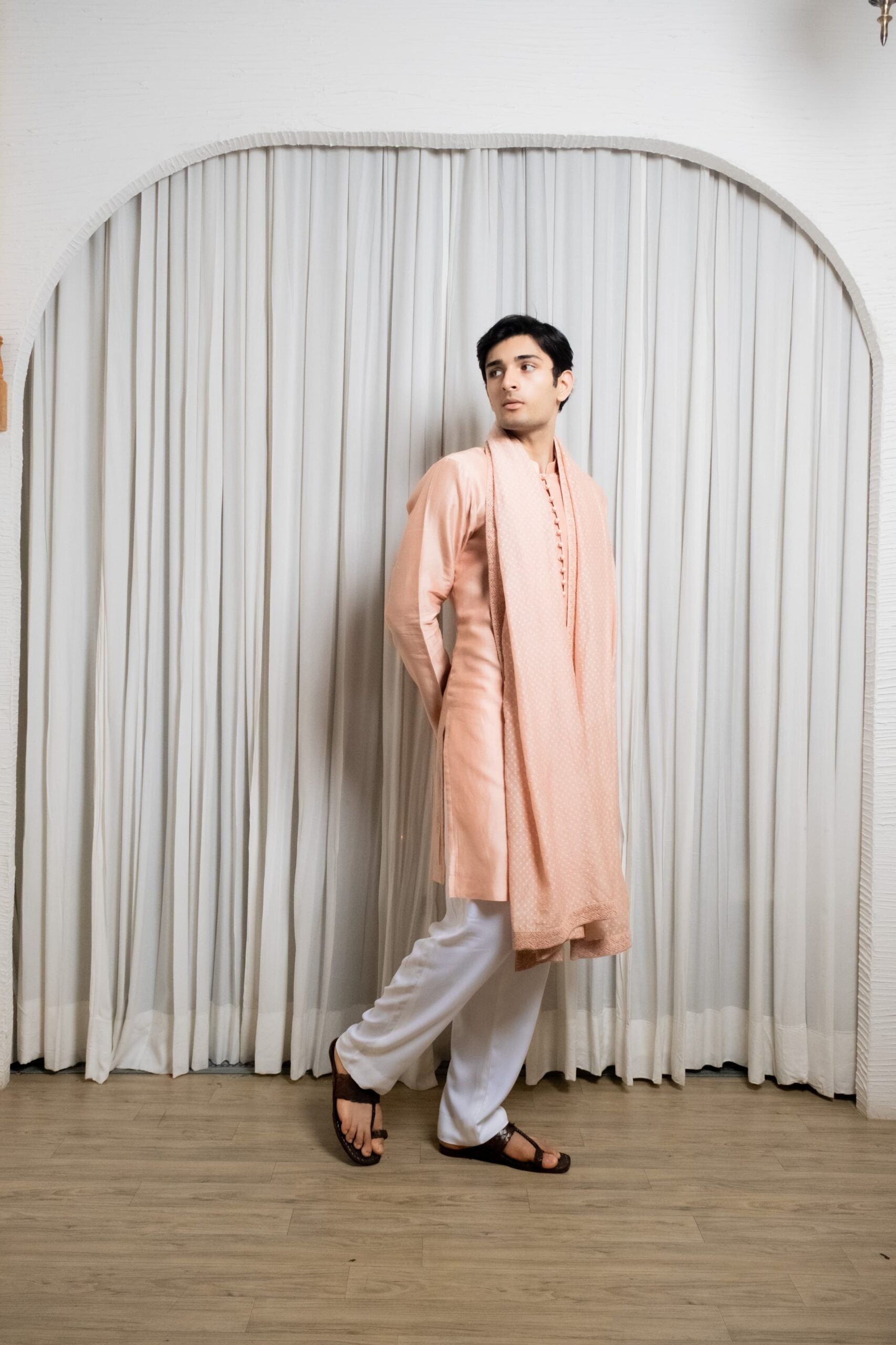 Peach kurta with stole