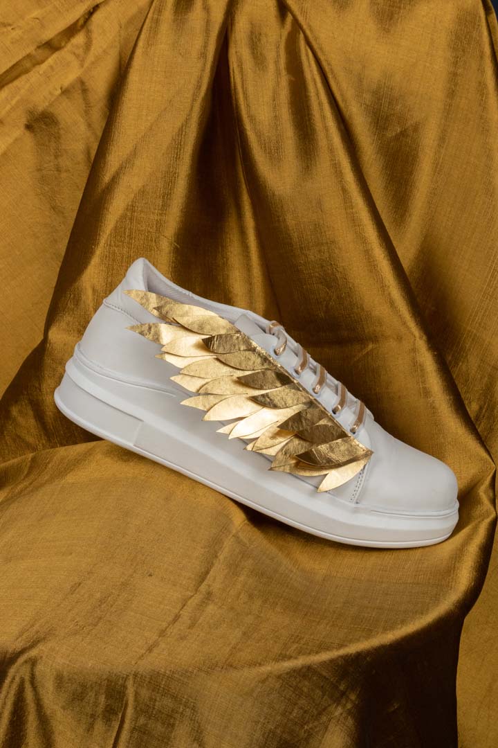 White Wings Sneakers