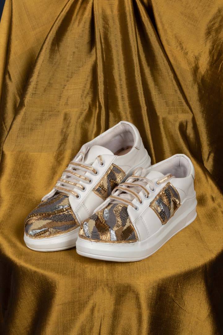 Sliver Golden River Sneakers