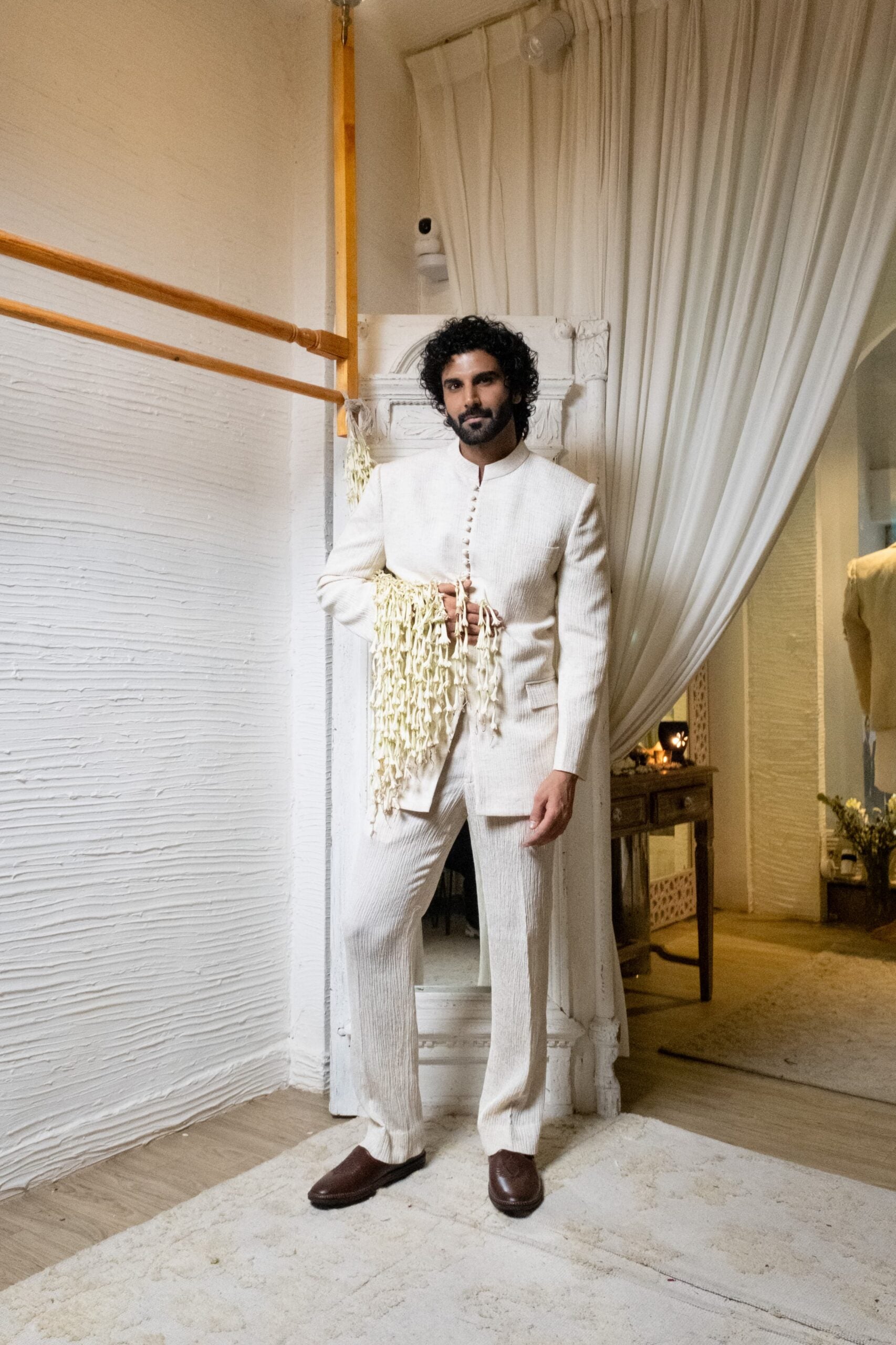 Ivory Bandgala set