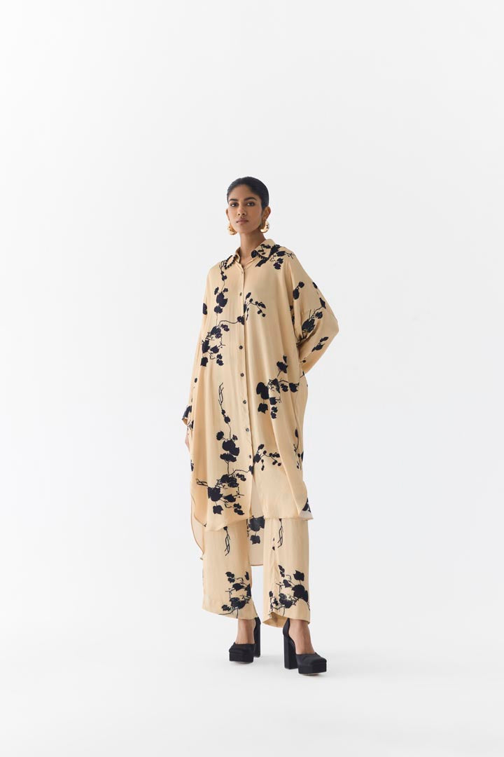 CREAM SAKURA  KURTA SHIRT & PANTS