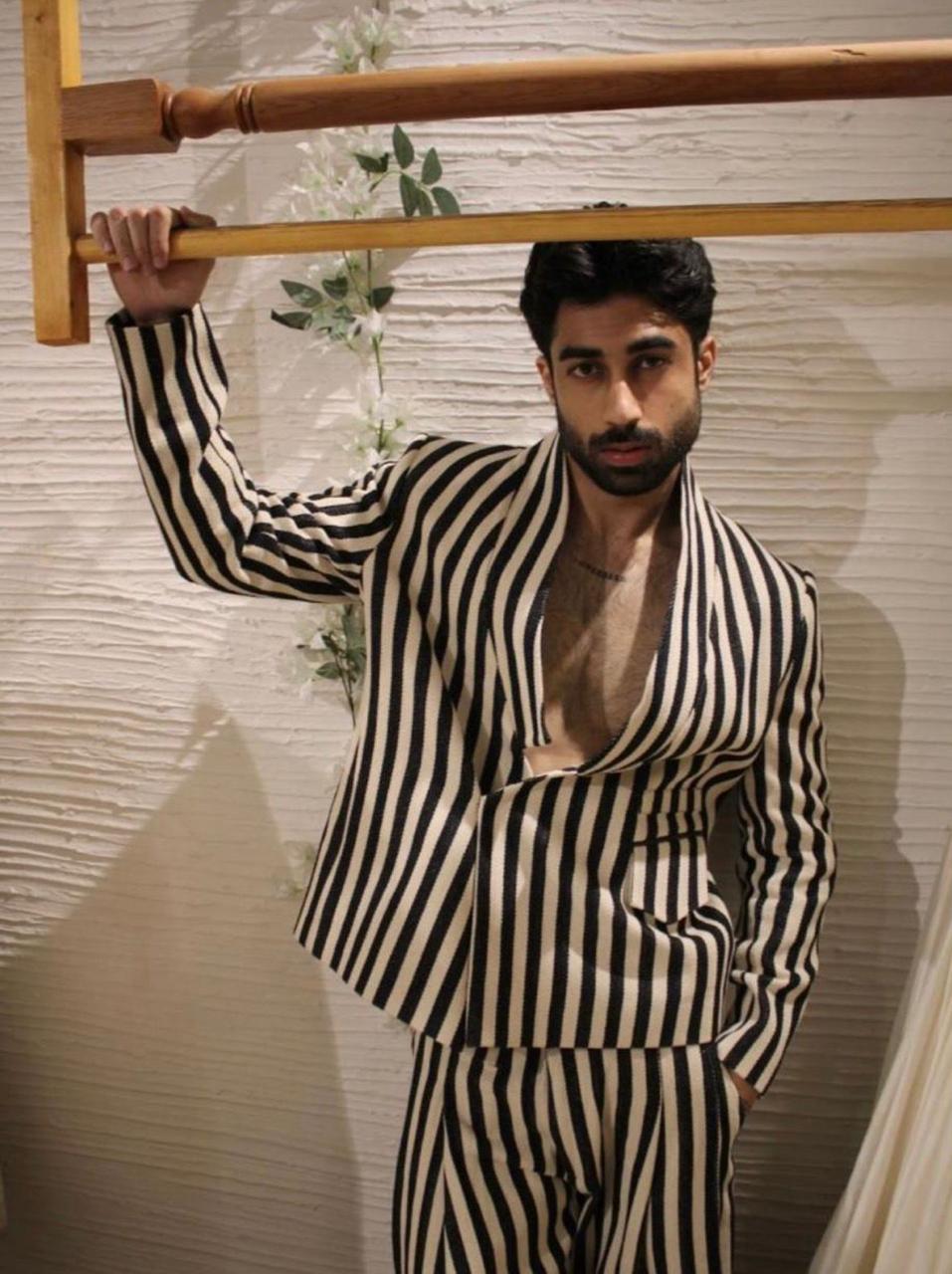 Black and white straps jacket set