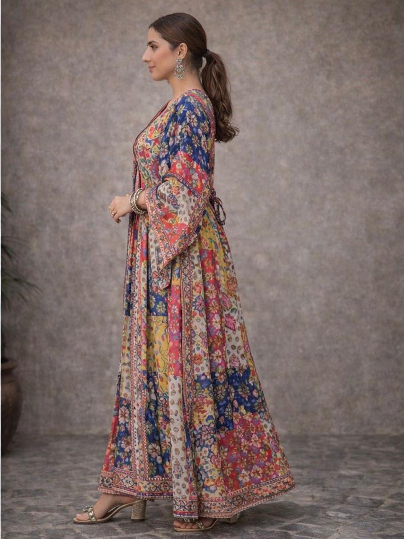 The Sunlit Courtyard Set