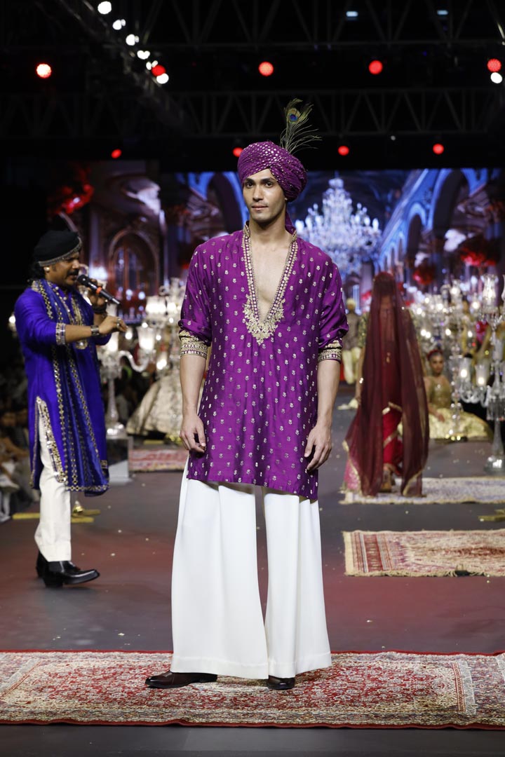 Rehzaar Amethyst Kurta Set
