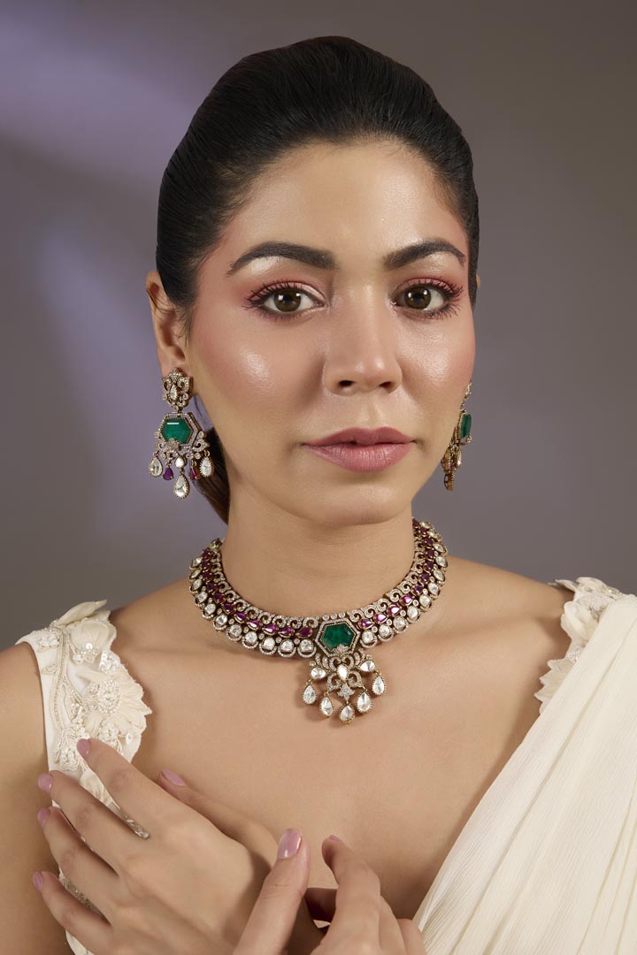 Emerald & Kundan Choker Necklace Set