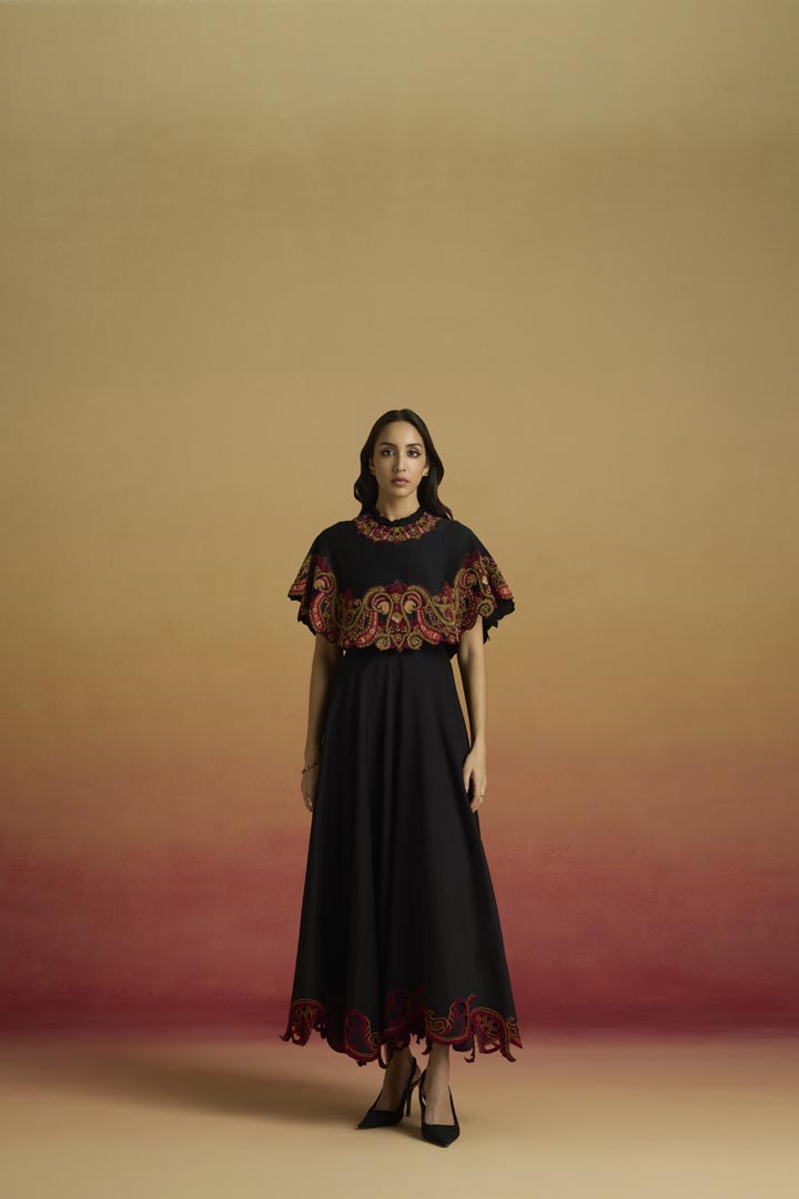 BLACK CAPE FLOUNCE DRESS