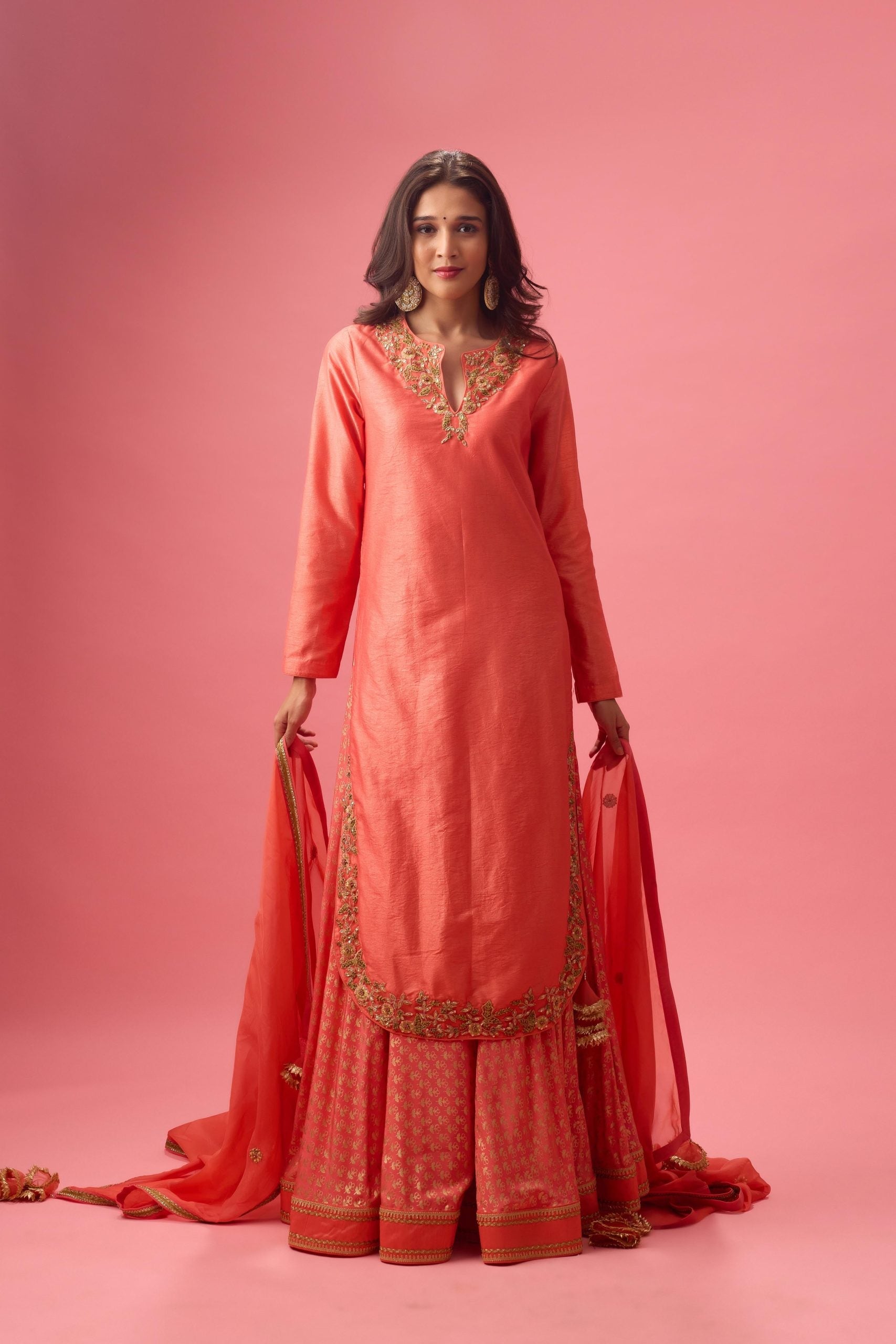 APPLE CUT KURTA WITH DOUBLE LAYER ORGANZA PAIRED WITH DUPATTA