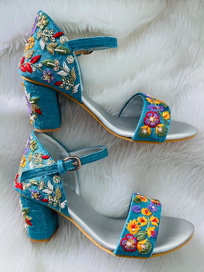 Shiras (Heels)