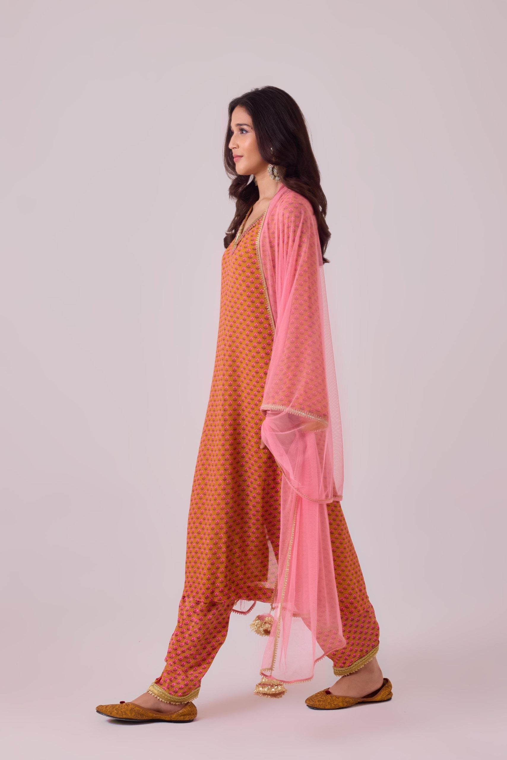 GEORGETTE KURTI  AND CREPE SALWAR