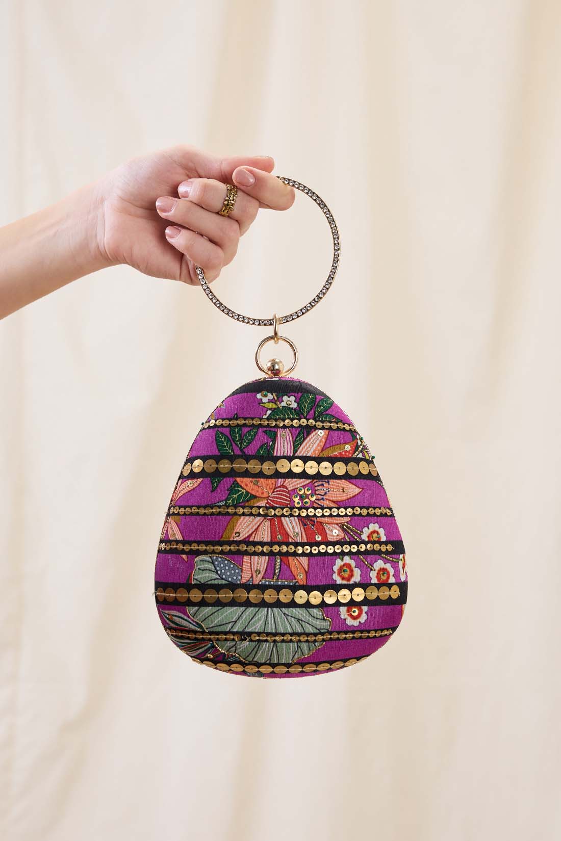 Aarani embellished cluth bag SP4761B