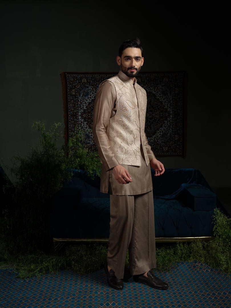 Lotus Chheeta Bundi only