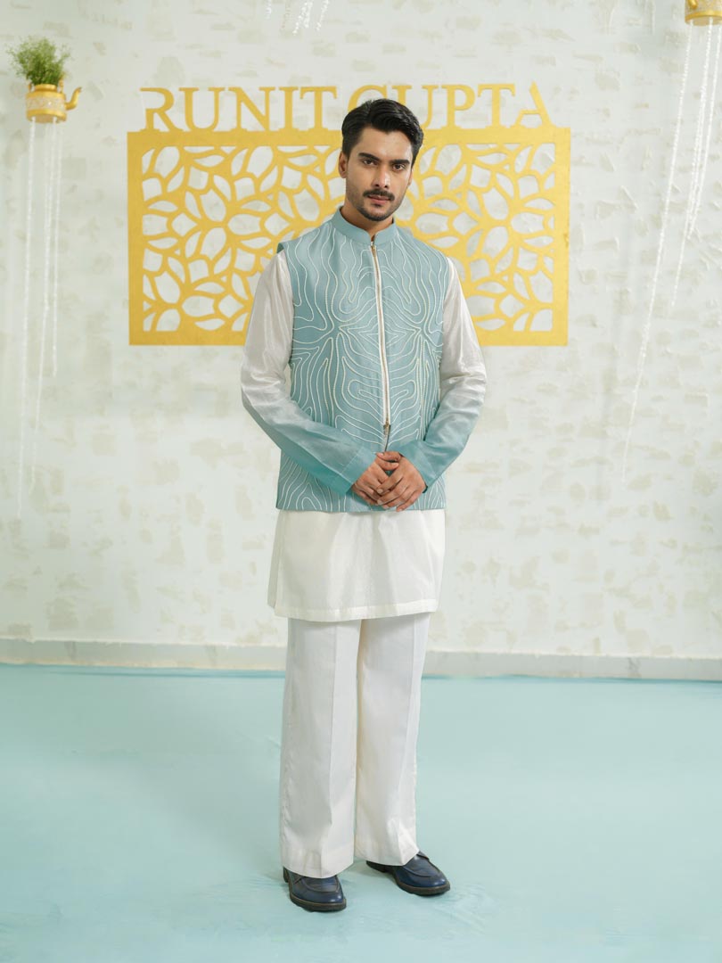 Contour Blue Zipper bundi only