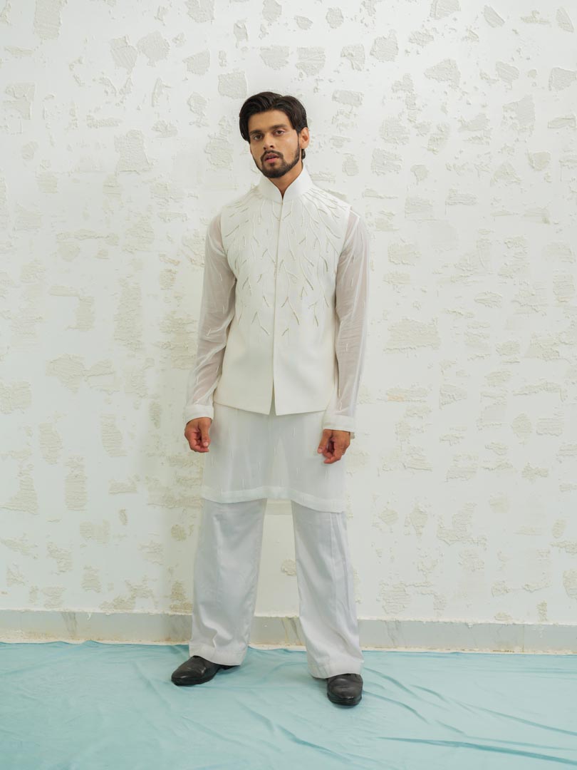 Ivory Thunder Bundi only