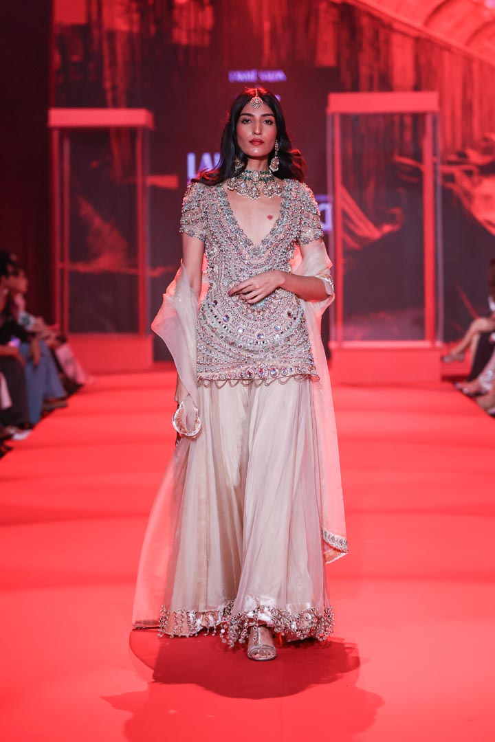 Ratnarekha Kurta Set