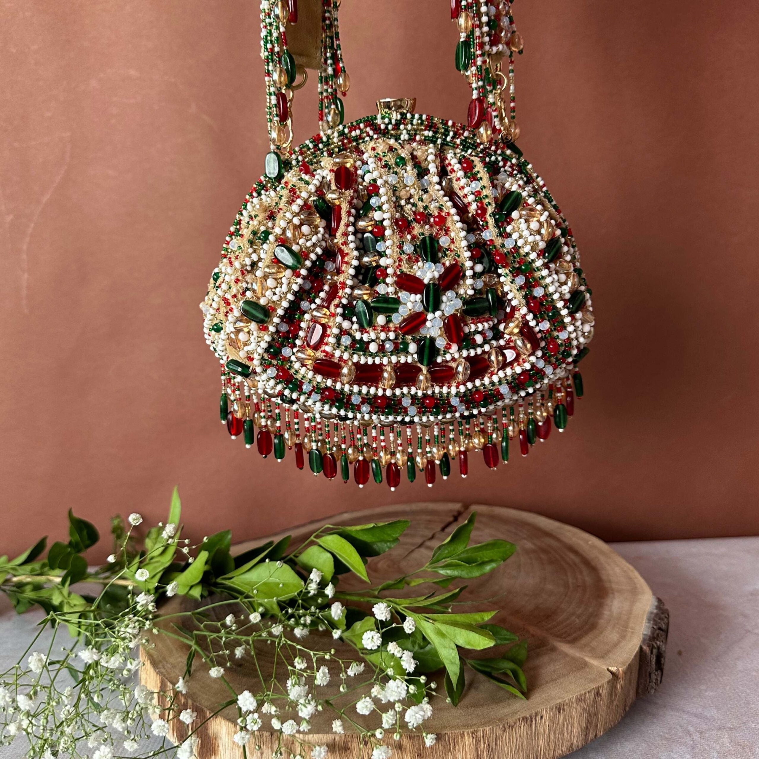 Rani Batua Bold