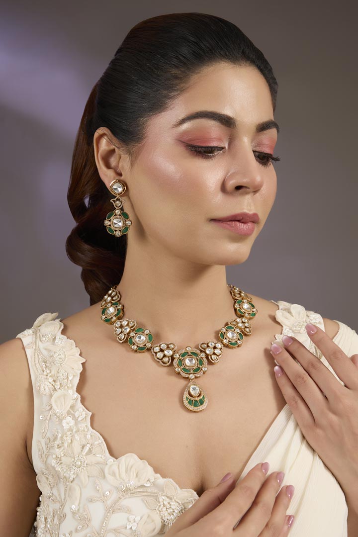 Gold & Emerald Kundan Necklace Set
