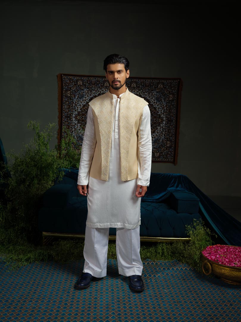 Broad Lapel Bundi Only