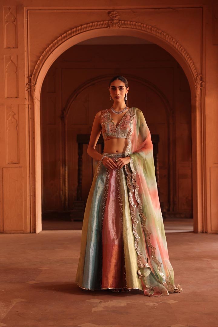 Gulbahar lehenga