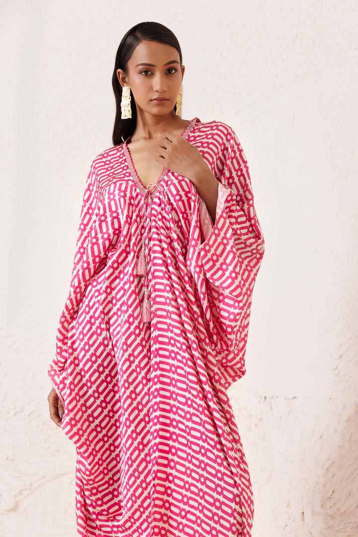 Rouge Kaftan