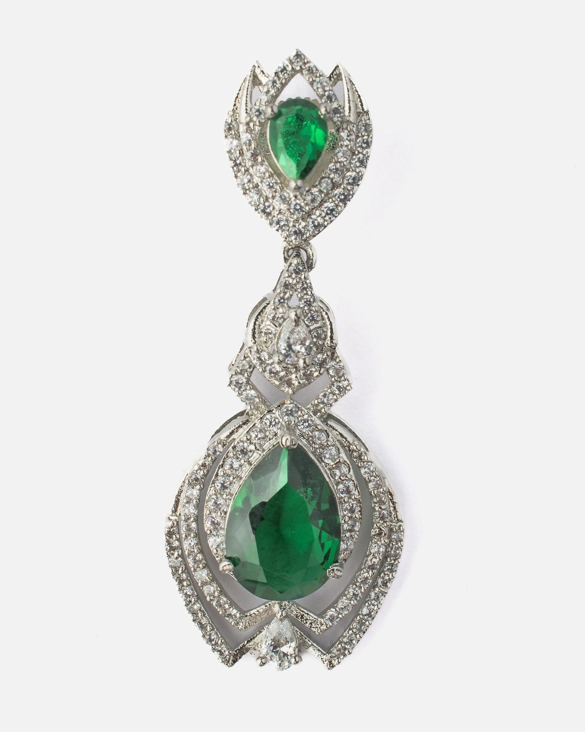 vivinia BY VIDHI MEHRA Zia Silver Plated GreenWomens Zircon Pair of Earrings (Freesize)