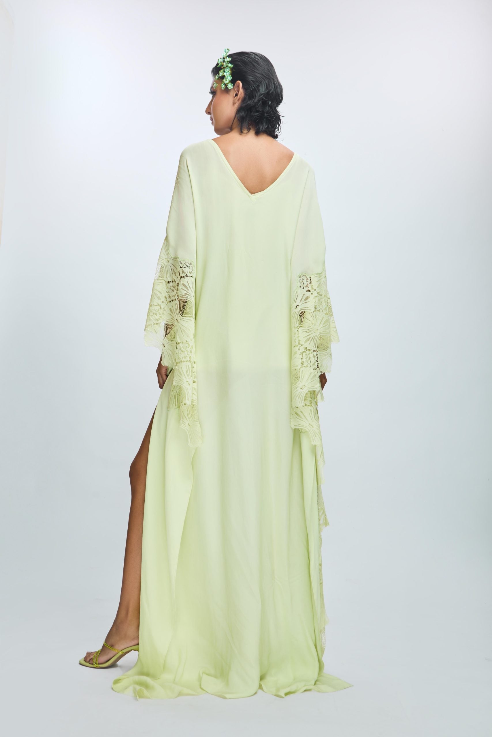 Kaftan with chatilley sleeve detailing