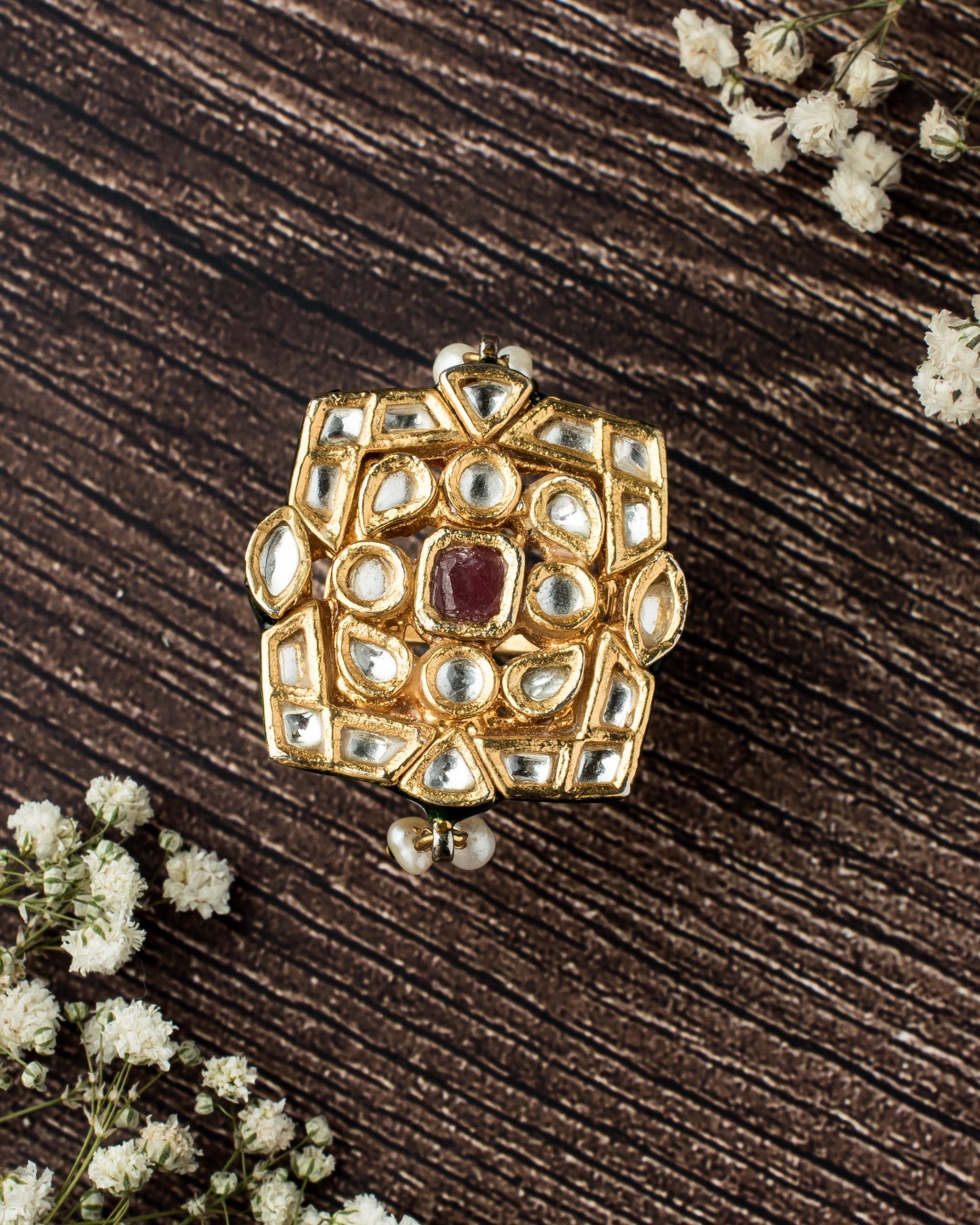 vivinia BY VIDHI MEHRA Saadgi Maroon Maroon Womens Kundan, Polki Ring