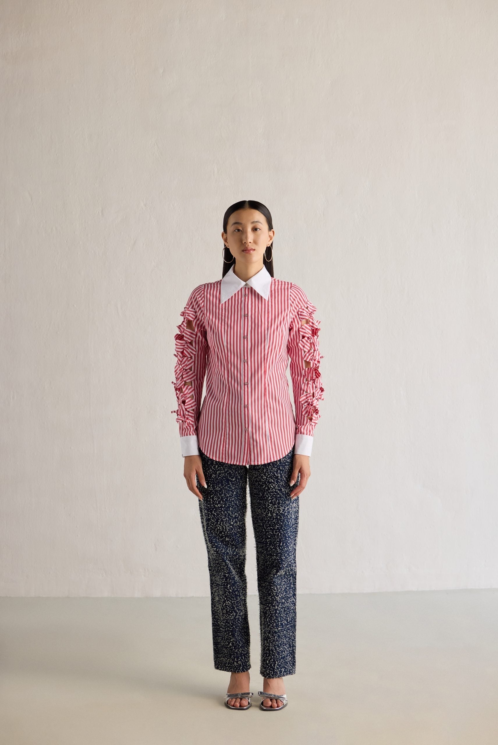 Image of RED STRIPE 3D FLOWER SLEEVE SHIRT