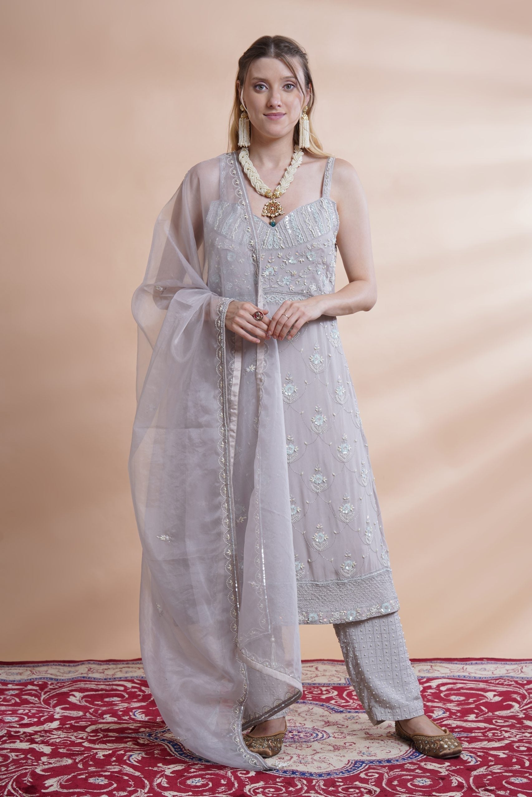 Image of Grey georgette incut kurta set