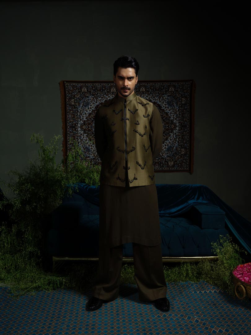 Olive Zipper Bundi only