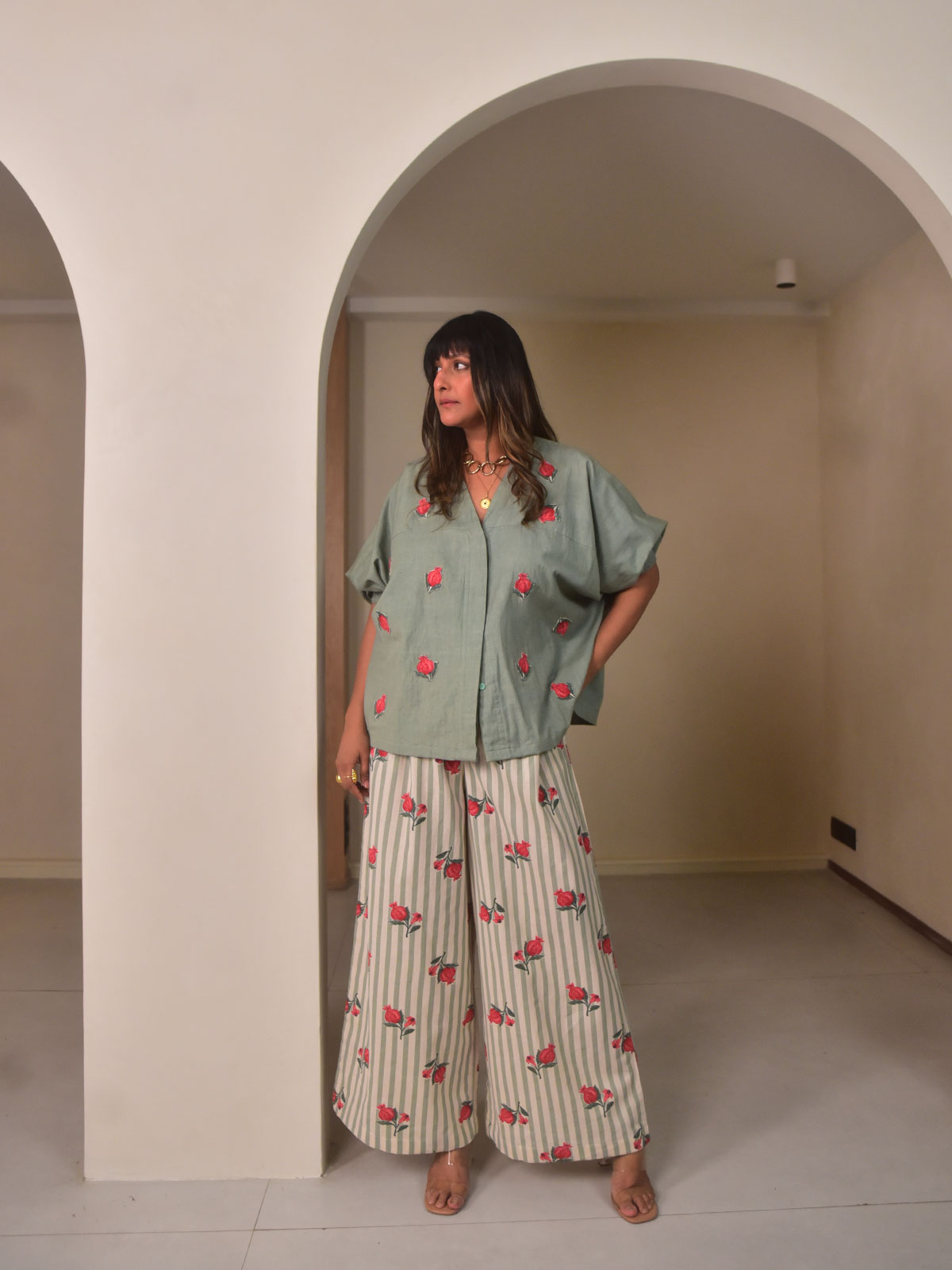 Isla Shirt - Rose Applique